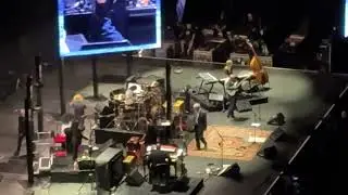 Slow Hand arrives on stage at MSG 9/19/2025