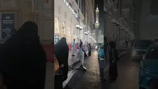 Pre-Midnight Outside View of Last Thursday #makkah #islam #shorts