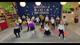 Sweet song art of creative dancing show by kids