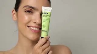 Revuele Anti-redness podkladov&aacute; b&aacute;za