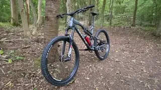 Whyte T140 S V2 2023 Sick shredding machine
