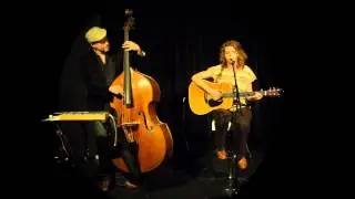 'Echo' Triq 'n Tree - Lisa K&eacute;z&eacute;r & Jaap Berends