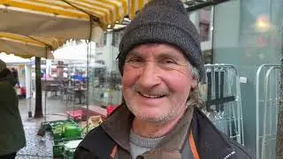 Bio G&auml;rtnerei Armin Hoffmann auf dem Offenburger Wochenmarkt.