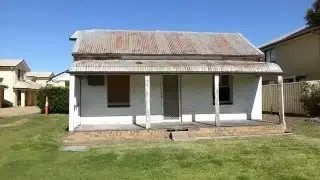 Abandoned Cottage - Historic Ruins in St Marys NSW