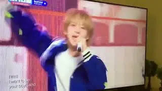 OMGG THEY STOLE AVIRL LAVIGNES SONG