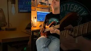 Late night blues 🎸🎶 #rockscene #guitar #music #cortguitar