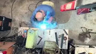 Installing auxiliary fuel tanks on Green Bean￼