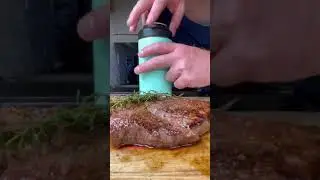BLEU CHEESE AND STEAK 🥩 🙌 #shorts #steak #bluecheese #juicy #recipe