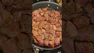 Easy Meal Prep Garlic Parmesan Steak Alfredo Pasta Recipe  Thank you @Jalamsfit