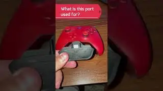 What does the Bottom Port do on an Xbox One Controller? #shorts