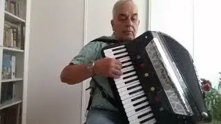90  De oude muzikant