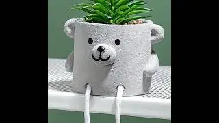 Hanging Leg Face Planter Pots