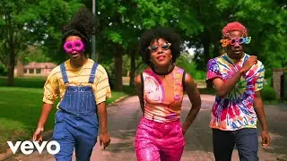 BLACKSTARKIDS - BRITNEY BITCH
