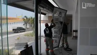 Instalación de puerta automática MANUSA Modelo SOS