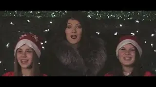 Nina Donelli & Dječji Zbor O&Scaron; Čazma - Božić je tu (2016)