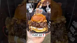👉 La hamburguesa m&aacute;s diferente de The Champions Burger 🍔🔥 #foodie #championsburguer #burgerlovers