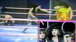 G.L.O.W. Gorgeous Ladies of Wrestling S2 - Mt. Fiji vs. Palestina & Attaché