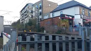 66311 flying through Grays working 4L98 2/12/25