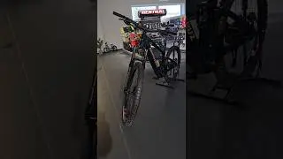 E-Bikes 2025 SANTA CRUZ Vala C R MX 😍#mtb #ebike #santacruz #hybrid #mtblife#shorts #2025#emtb#trail