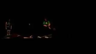 The MCs get strangled!!