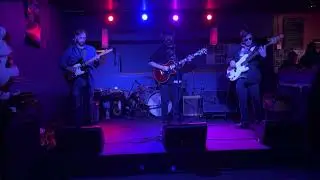 I Know It&rsquo;s Hard - Ray Flanagan and the Galavanters 