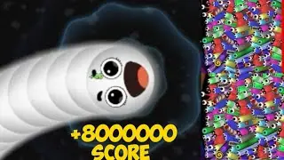 Anurag Playz Yt is livestream on snake light game score +8000000.