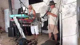 Rick Hauser trumpet Chicago 25 6 to 4 at Buzzos Bucerias (torn down for a beach club for Risco)