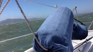Hunter Vision 32 in 34 knots wind.