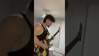 Every guitar player pretends like they&rsquo;re playing in front of 100000 fans every once in a while 😂