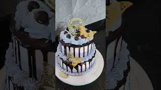 2 tier butterfly cake design 🎂 simple chocolate cake decoration 🤩#trendingshorts #shorts #ytshorts