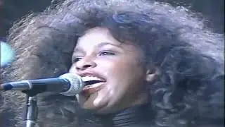 Chaka Khan &ndash; What Cha' Gonna Do For Me (Live) [HD Widescreen Music Video]