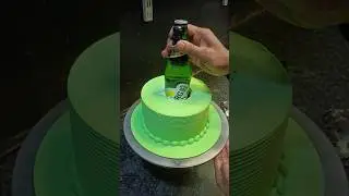 bear bottle cake🍾 #bearcake #cakedecorating #shortsfeed #trendingshorts #viralshorts #youtubeshorts