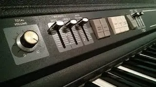 Roland MP700 Combo Piano 1977