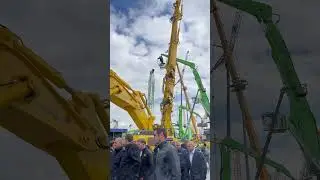 #electronic #constructionmachines #heavymachine #komatsu #komatsuexcavator