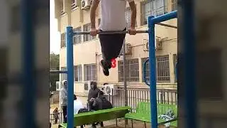 ילד בן 13 עושה 23 עליות כוח!!!