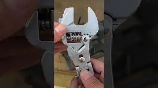 A very strange movable large open-end wrench search. #Multifunctional adjustable spanner #hardware