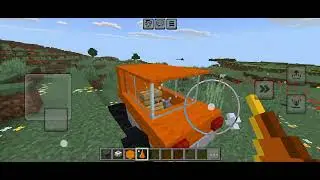 Jugando Minecraft pero solo naranja