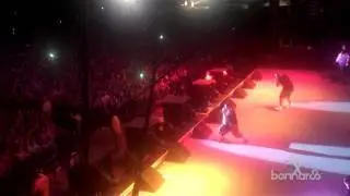 Eminem Performs 