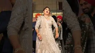 Aman rozi live @amanrozilive #amanrozi #dance #punjabiweddingshoot #trendingshorts #punjabi