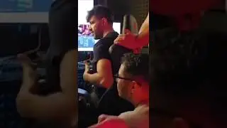 Cantando en la CAJA de Nexxuz 🤣 #arkeanos #nexxuz #nexxuzworld #nexxuzhd