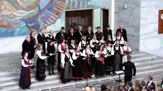 Humanistisk konfirmasjon i Oslo Rådhus 2012 - Til Ungdommen