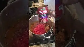 Homemade Chili #beans #beef #onepotmeal #cooking #comfortmeals ##trending 
