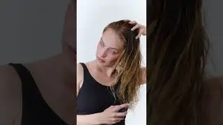 How-to-use-video Bj&ouml;rn Ax&eacute;n: Anti-Frizz Miracle Spray