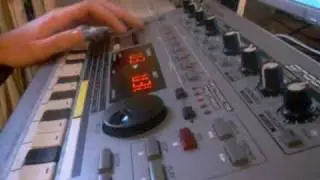 Roland MC-303 Demo