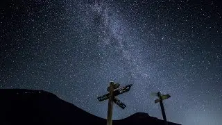 富士山の星空 五合目 宝永山火口縁から  July 2016 Starry sky of Mount Fuji