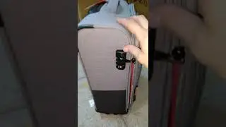 Малый чемодан на 4-х колесах 43 л Roncato Adventure Grey Код товара: 414323 02