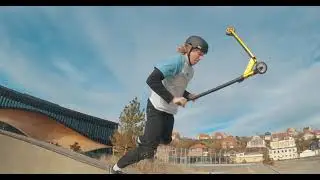 Story High Roller Stunt Scooter