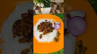 Rajma + Chawal = Dil ka rishta ❤️🍚#shortsfeed#shortsvideo#food#foodies#shortvideo#short#youtube