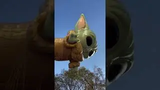 Grogu Star Wars Yoda - Macy's Thanksgiving Day Parade 2022