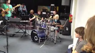 Nirvana Smell like teen Spirit Casper de Lange op drums 2.MOV